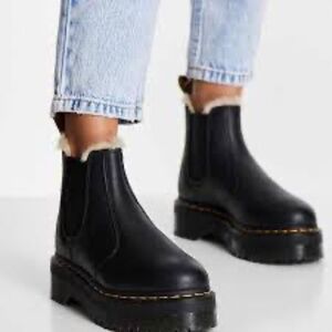 Dr. Martens Chelsea Boot - Faux Fur lined Platform Size 8